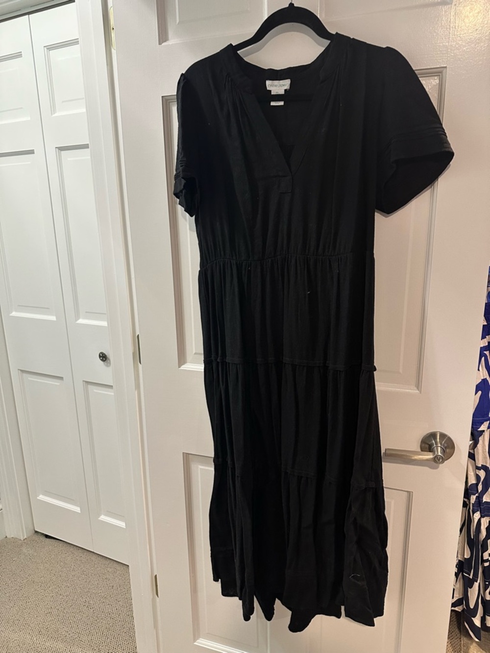 Cynthia Rowley Black Short-Sleeve Tiered Midi Dress
